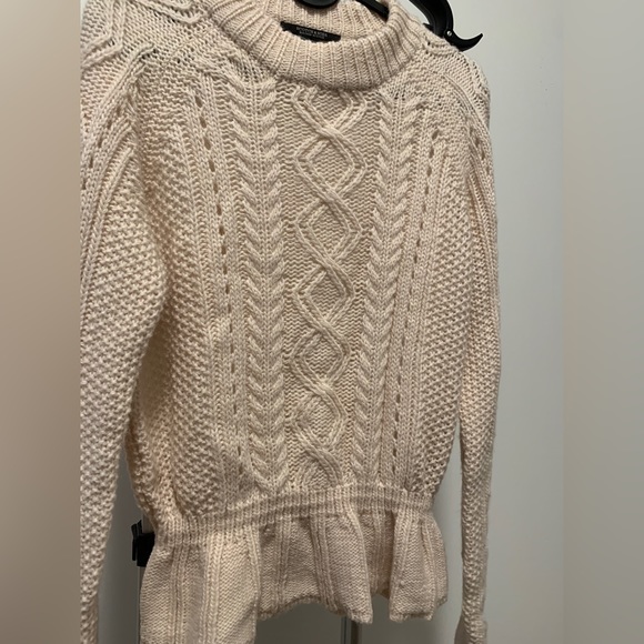 Cute white wool and polyester top - Picture 5 of 6